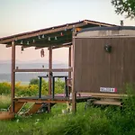 Selanka Off Road Hill View Camping