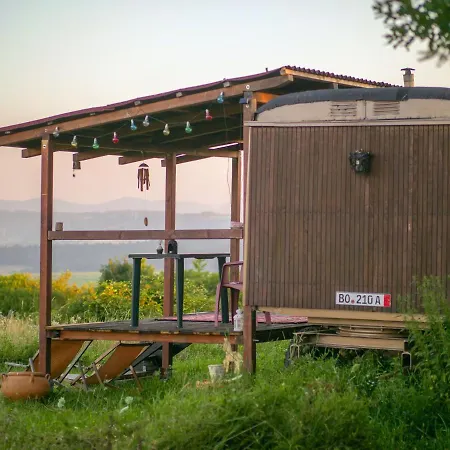 Selanka Off Road Hill View Camping