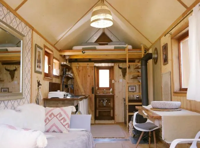 Selanka Off Road Hill View Campeggio