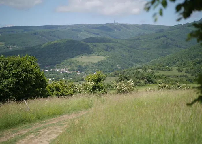 Selanka Off Road Hill View Camping Moravske Lieskove
